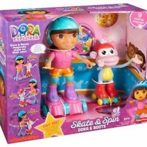 Fisher-Price Nickelodeon Dora & Boots Skate & Spin